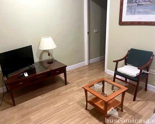 Sala d'estar de Pis de lloguer en Linares amb Aire condicionat i Moblat
