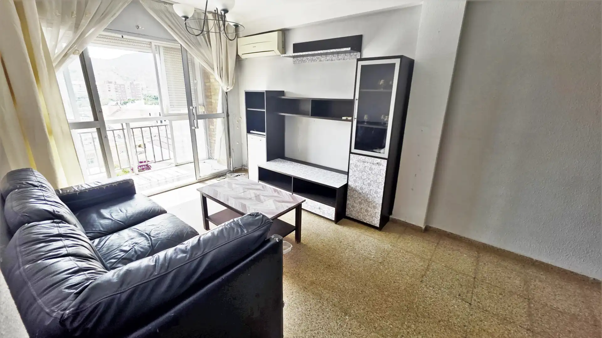 Sala de estar de Piso en venta en Málaga con Aire acondicionado y Balcón