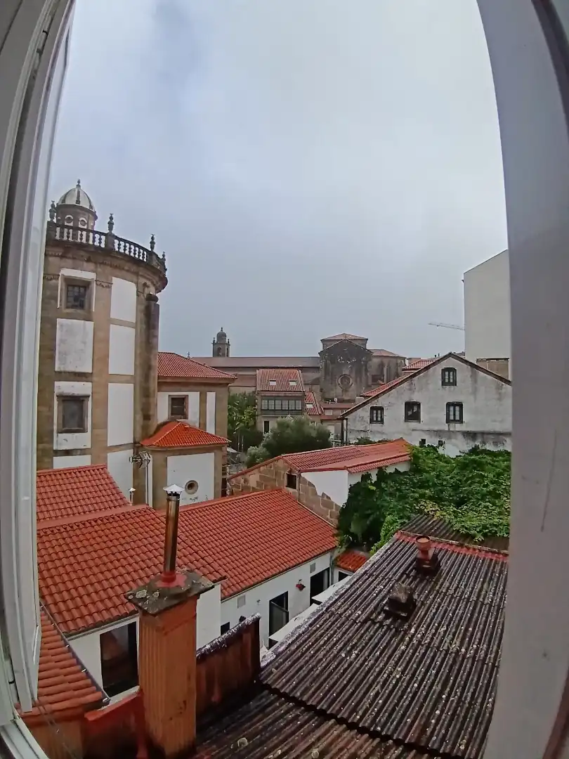 Vista exterior de Pis en venda en Pontevedra Capital  amb Calefacció, Traster i Forn