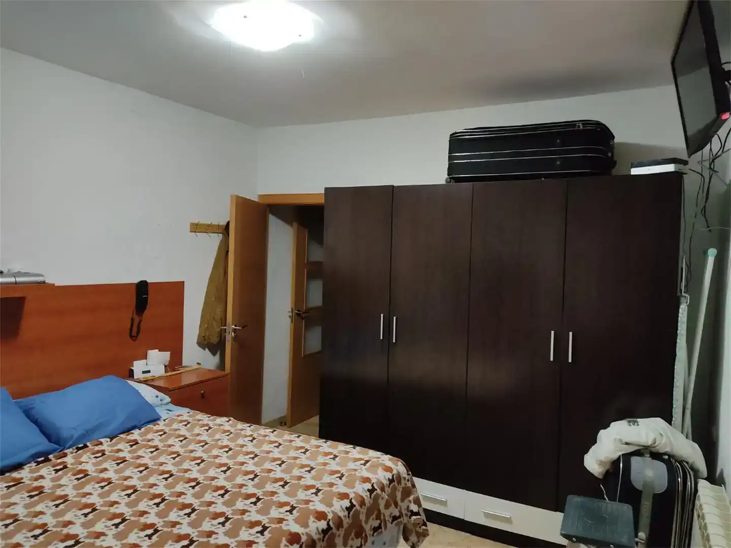 Habitación de Casa adosada en venta en Baza con Aire acondicionado y Balcón