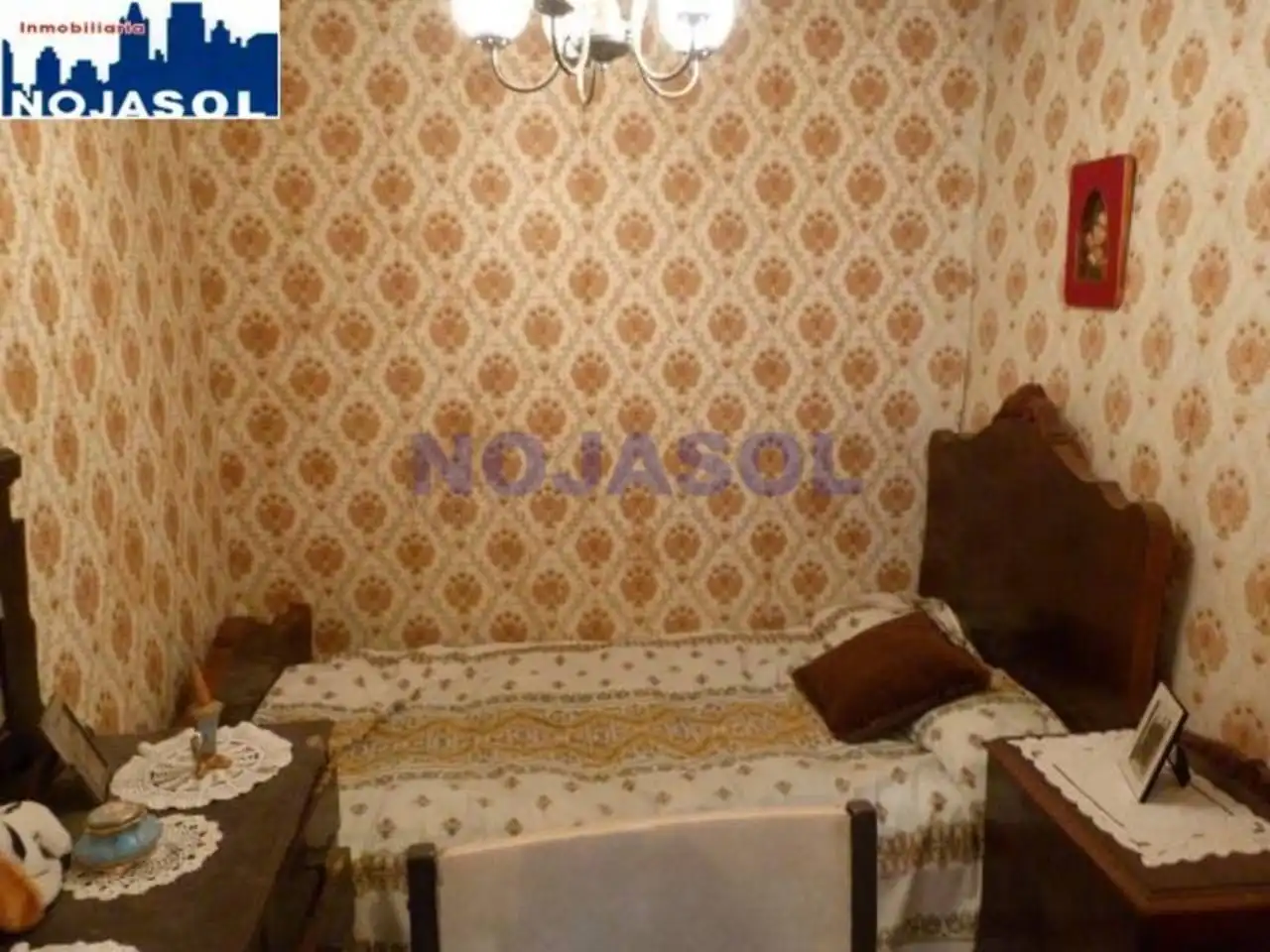 Dormitori de Casa adosada en venda en Escalante amb Moblat