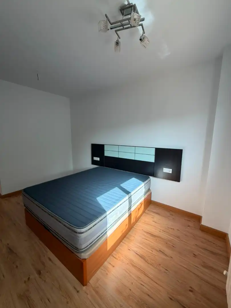 Schlafzimmer von Wohnung zur Miete in Maracena mit Heizung, Parkett und Terrasse
