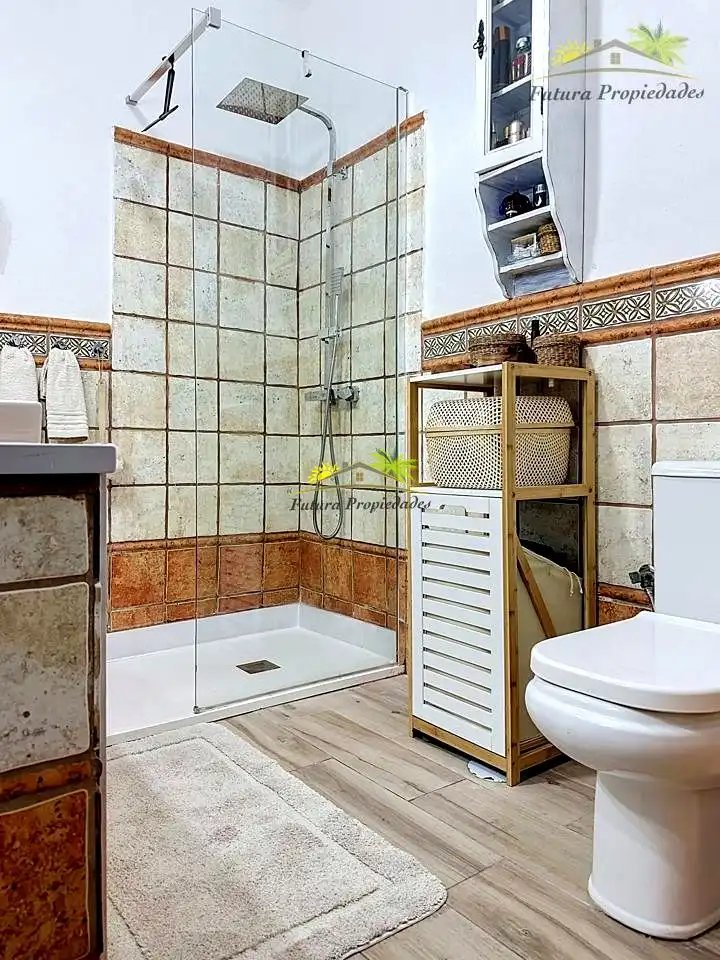Bany de Dúplex en venda en Arrecife amb Aire condicionat, Terrassa i Moblat