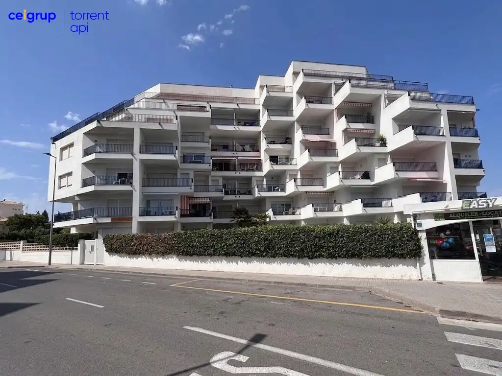 Exterior view of Flat for sale in L'Escala  with Terrace, Swimming Pool and Furnished