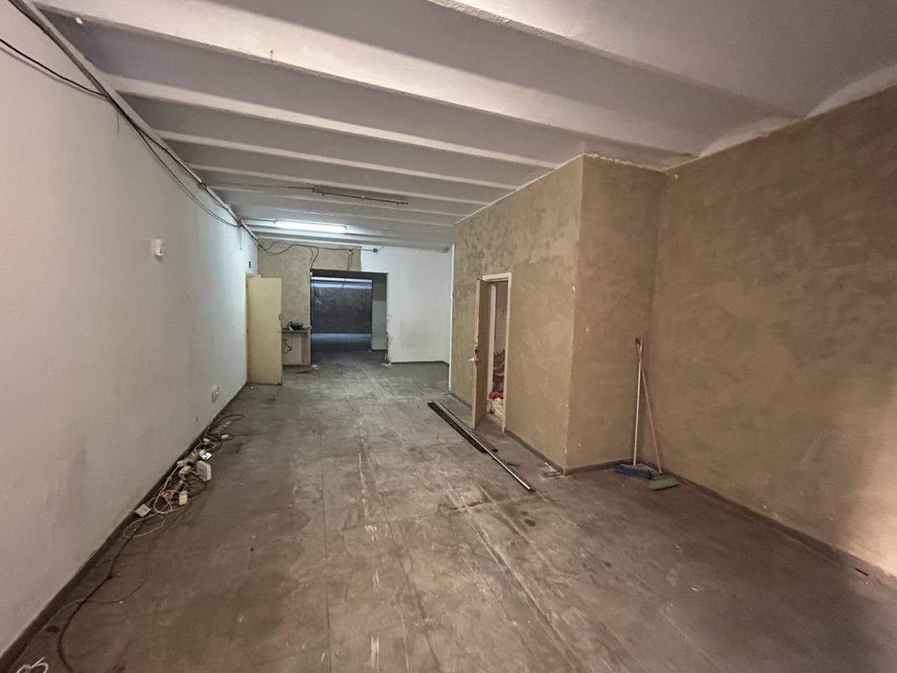 Premises for sale in Badalona