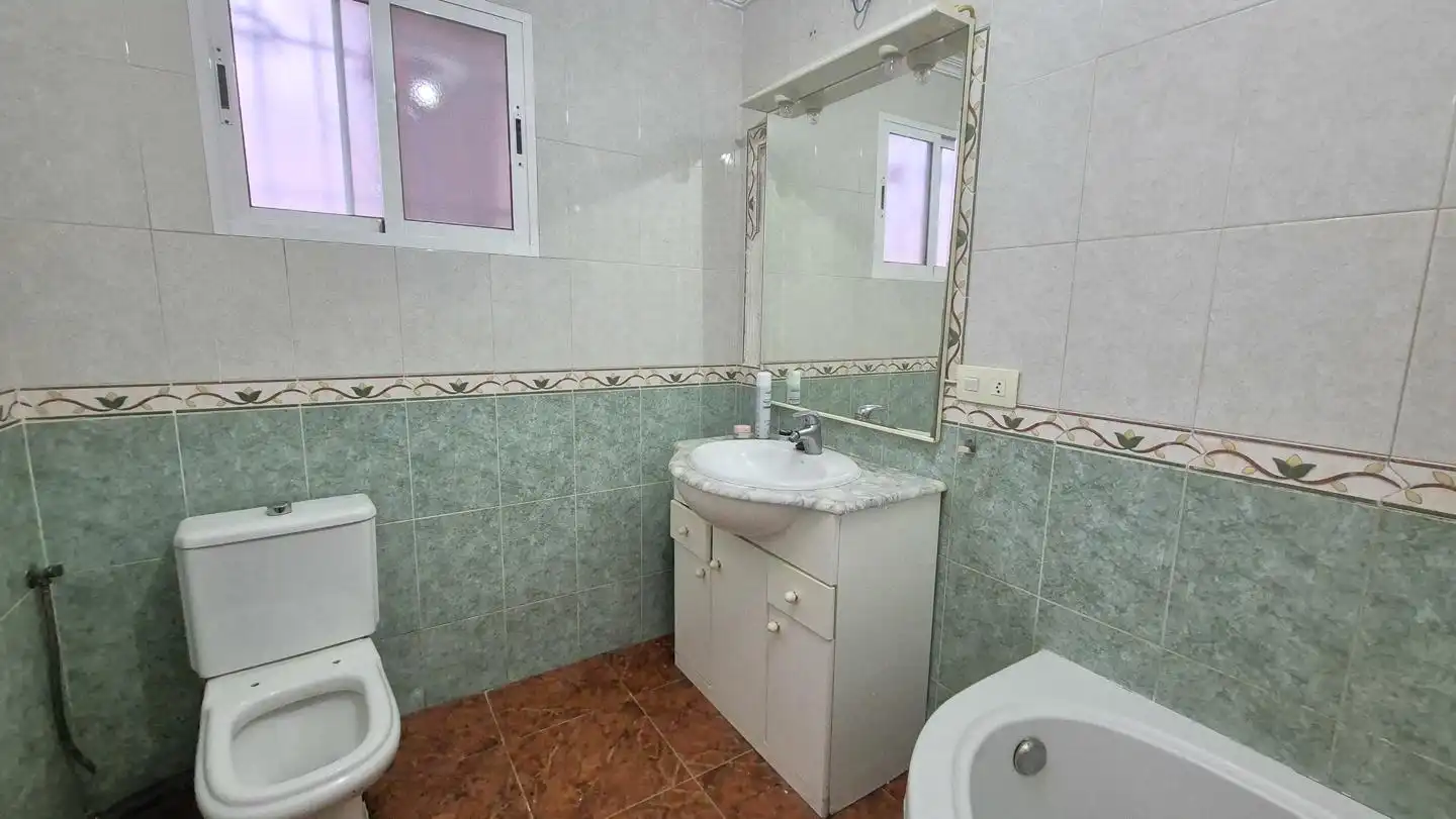 Bathroom of Houses for sale in Aspe  with Alarm