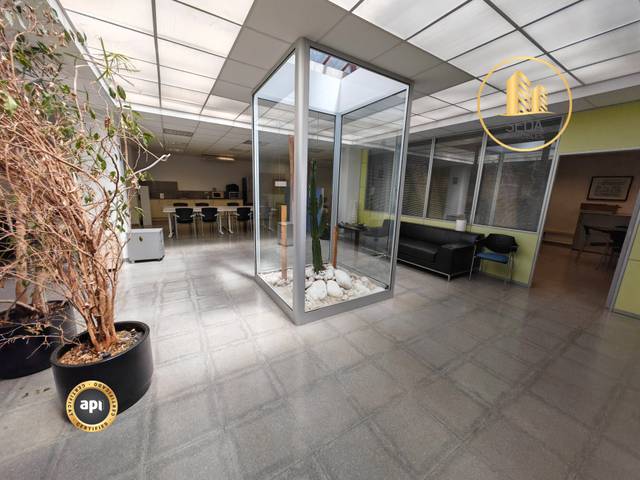 Local comercial en Venta en Carrer de Blasco de Garay en La Maurina