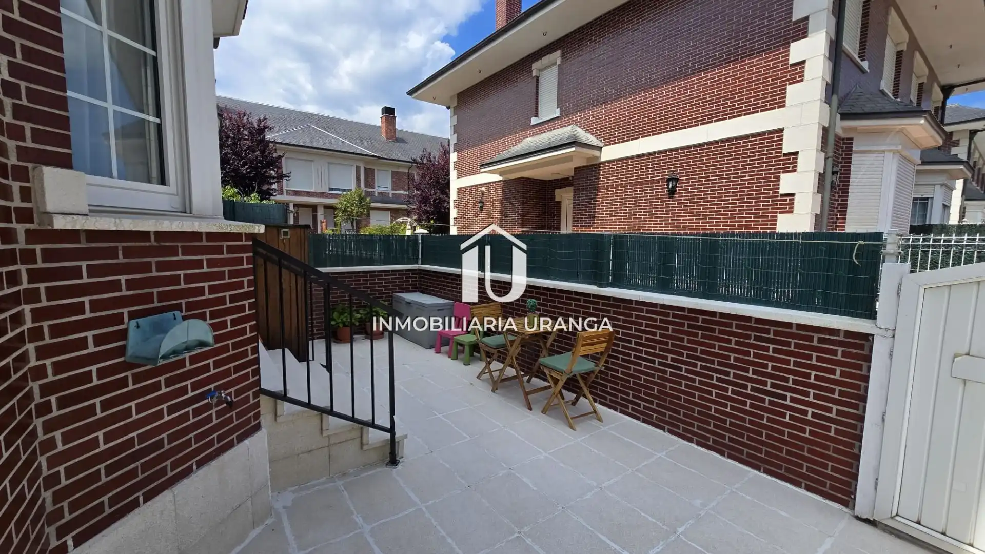 Terraza de Casa o chalet en venta en Laredo con Calefacción y Trastero