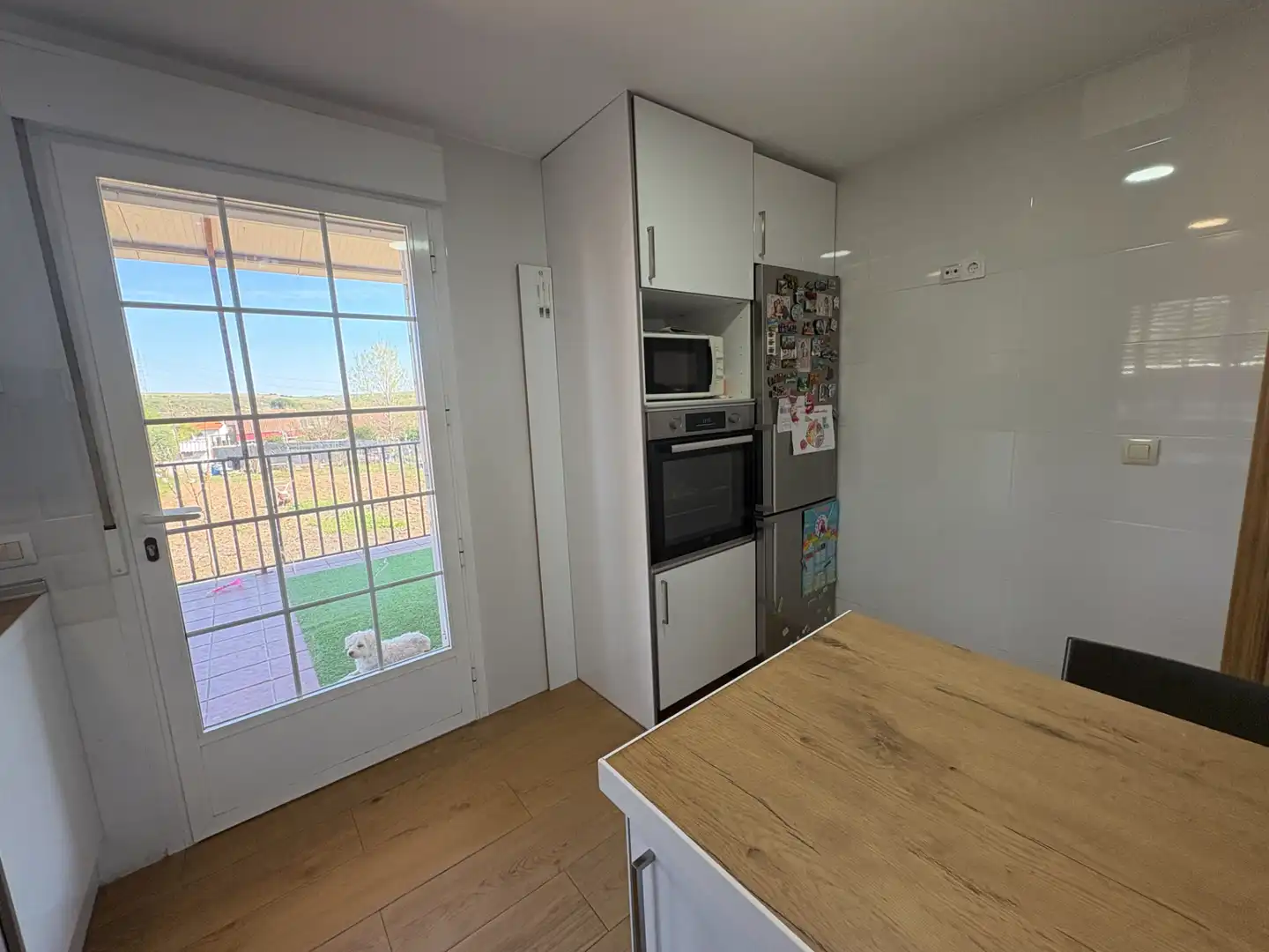 Kitchen of Houses for sale in El Viso de San Juan  with Air Conditioner, Private garden and Parquet flooring