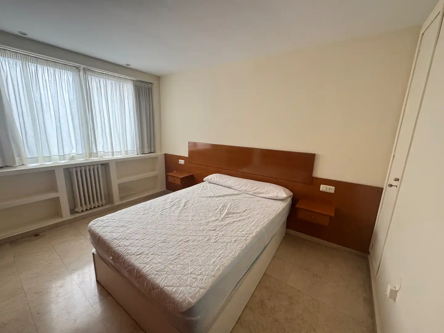 Bedroom of Flat for rent in Jaén  with Air Conditioner, Heating and Terrace