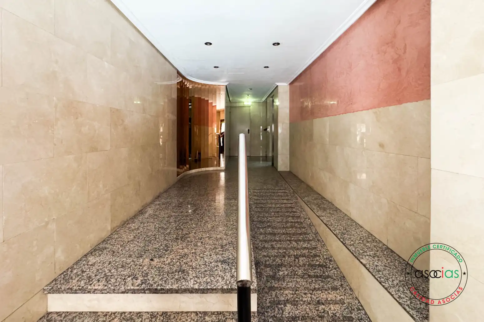 Piso en venta en Gijón  con Calefacción, Parquet y Amueblado