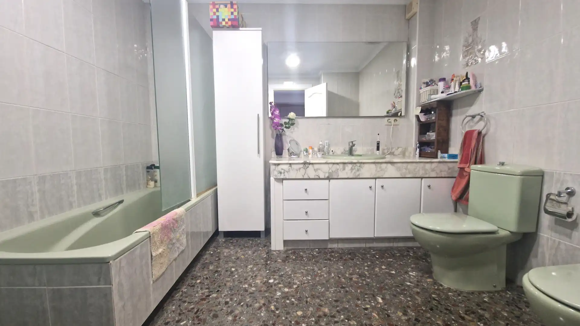 Baño de Casa adosada en venta en Pineda de Mar con Aire acondicionado, Calefacción y Jardín privado