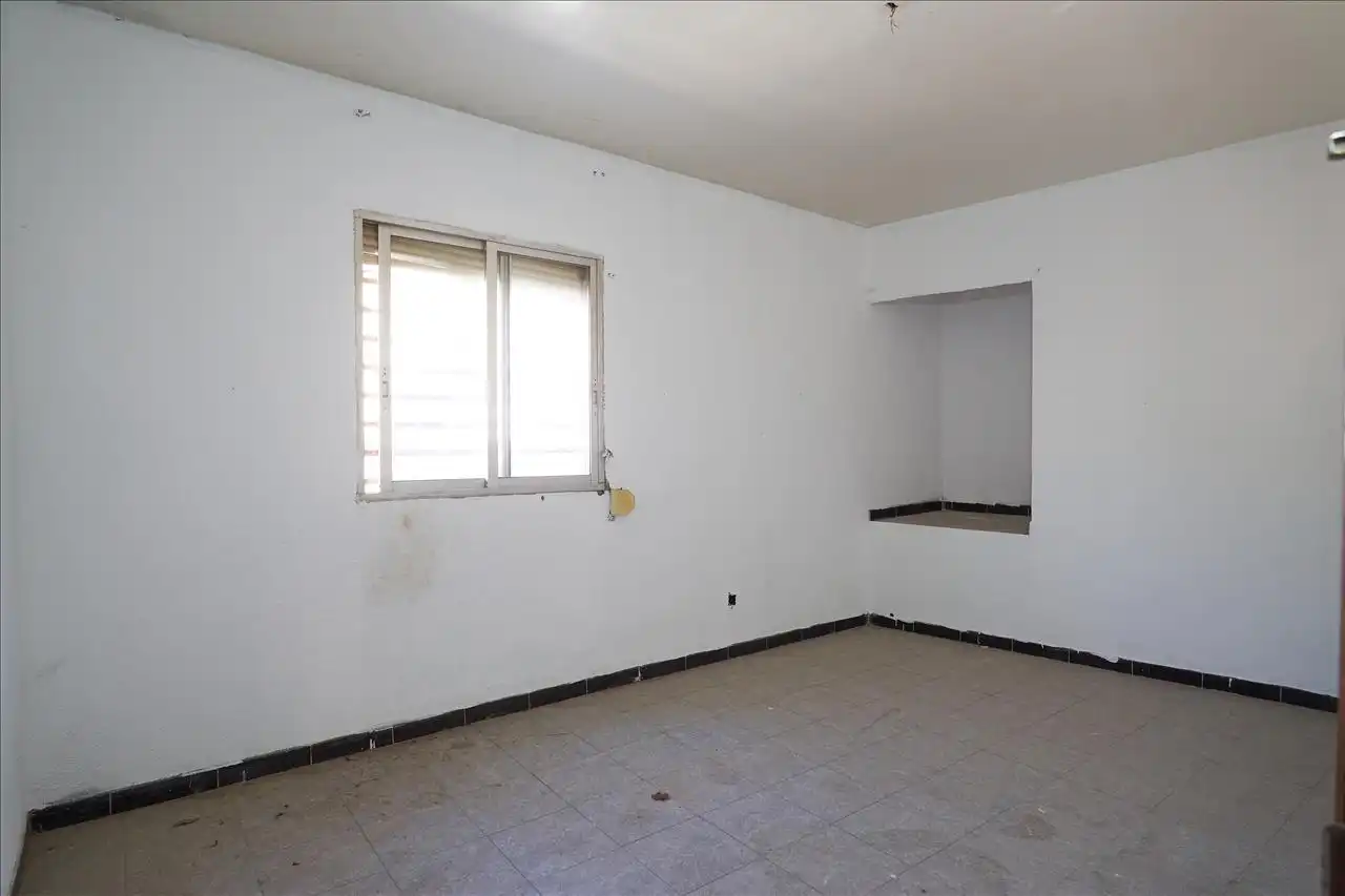 Casa adosada en venta en Jaén con Terraza