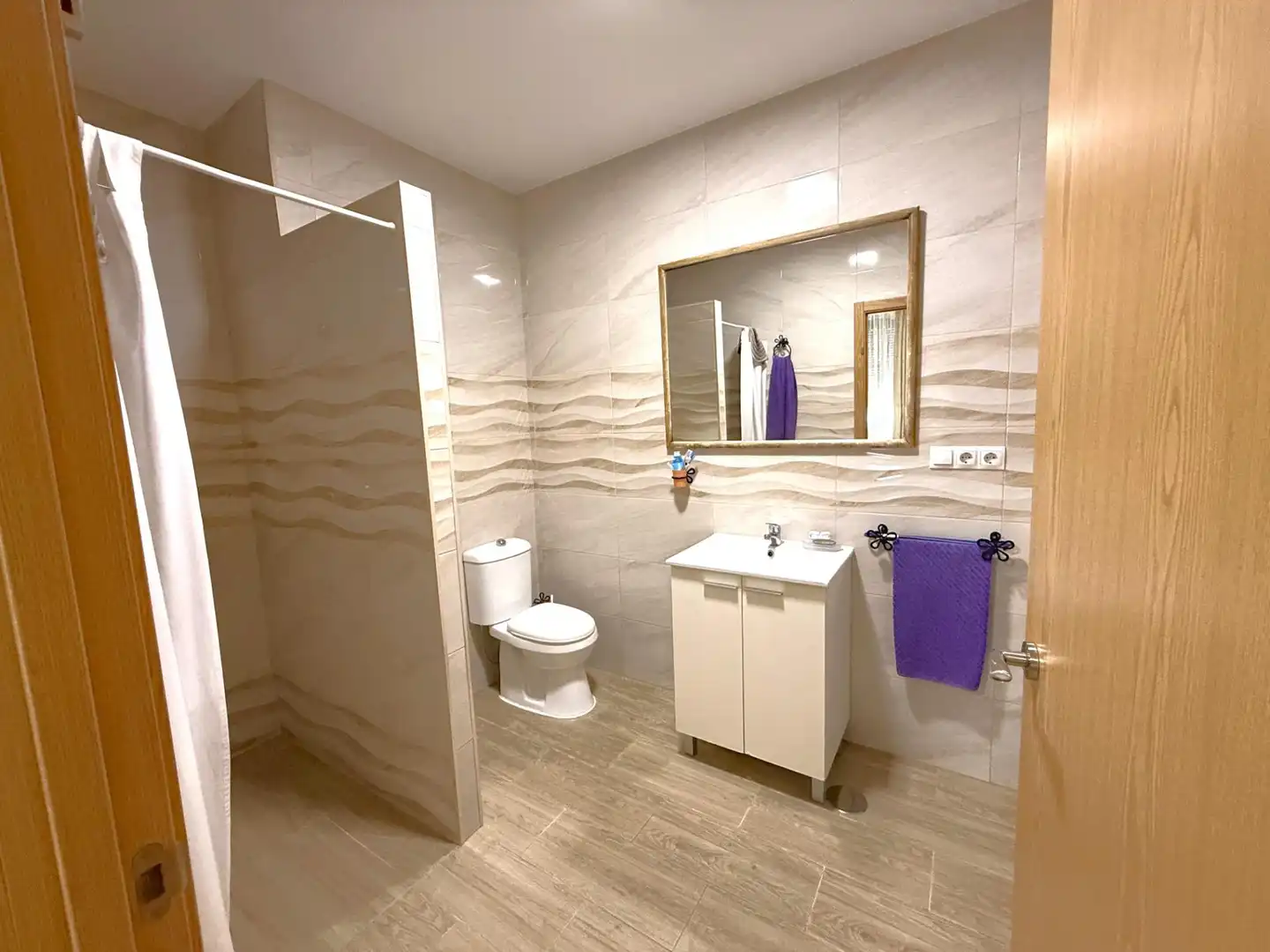 Bathroom of Detached homes for sale in Santiponce  with Air Conditioner, Terrace and Storage room