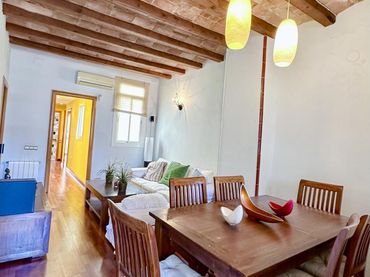 Wohnung mit Balkon zum Verkauf in Carrer del Poeta Cabanyes