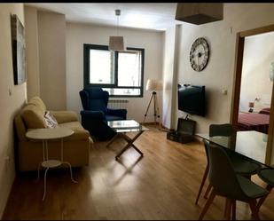 Sala d'estar de Pis de lloguer en  Granada Capital amb Calefacció