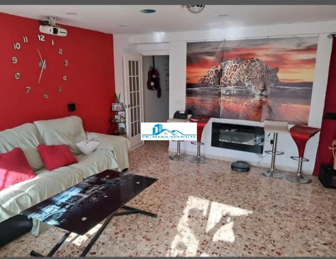 Sala d'estar de Pis en venda en Catarroja amb Moblat, Forn i Balcó