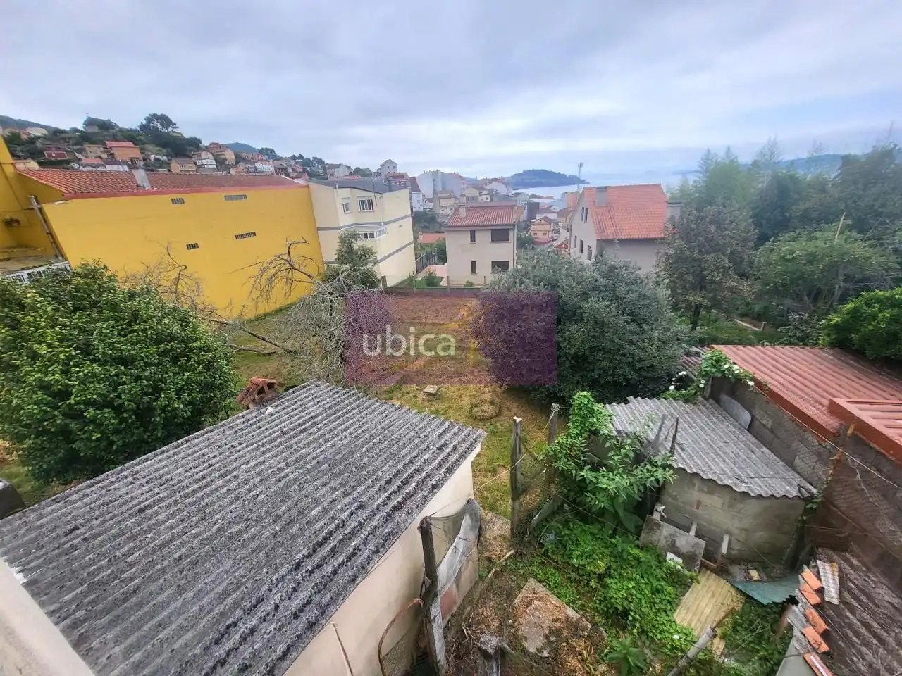 Casa o xalet en venda en Redondela amb Calefacció, Jardí privat i Terrassa