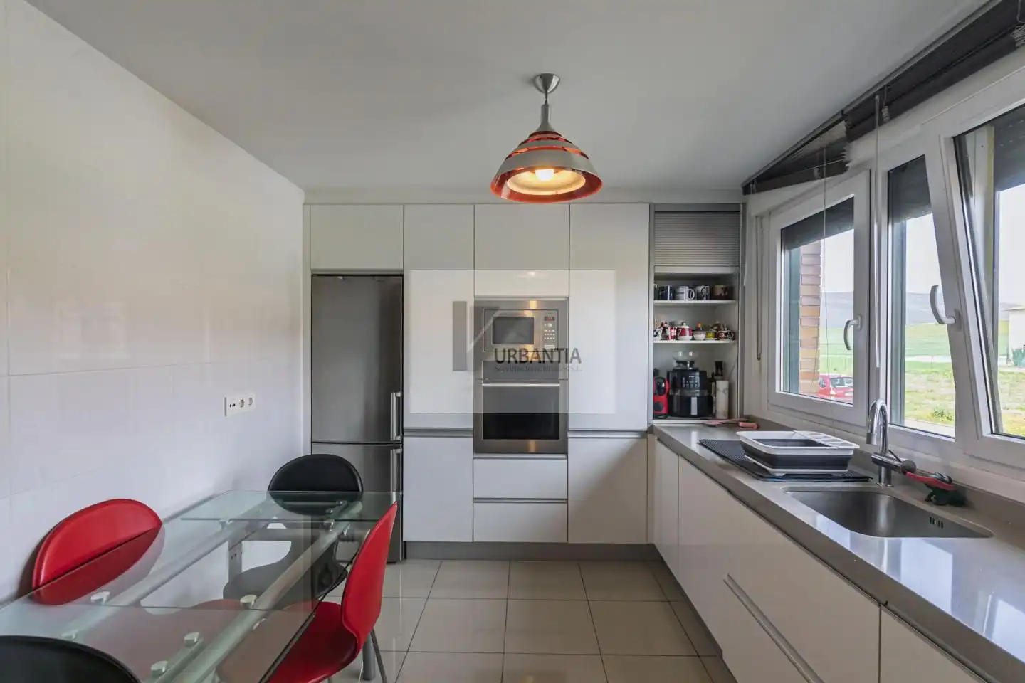 Cocina de Casa adosada en venta en Cendea de Olza / Oltza Zendea con Calefacción, Jardín privado y Parquet