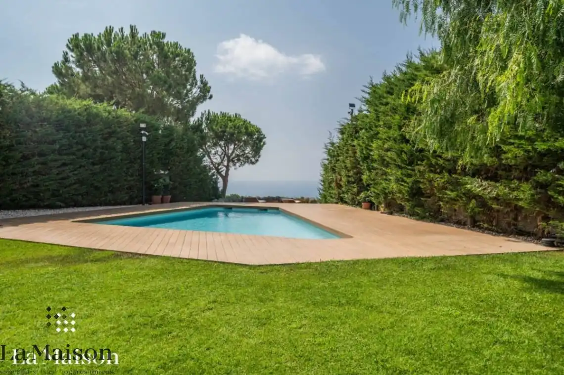 Piscina de Casa o chalet en venta en Sant Andreu de Llavaneres con Aire acondicionado, Calefacción y Jardín privado