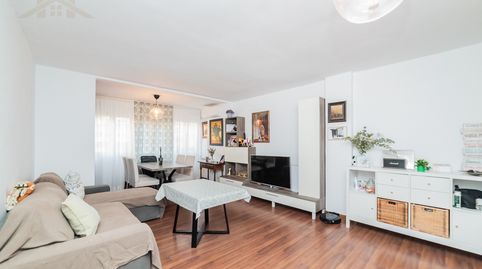 Foto 3 de Piso en venta en Calle de Galicia, El Naranjo, Fuenlabrada