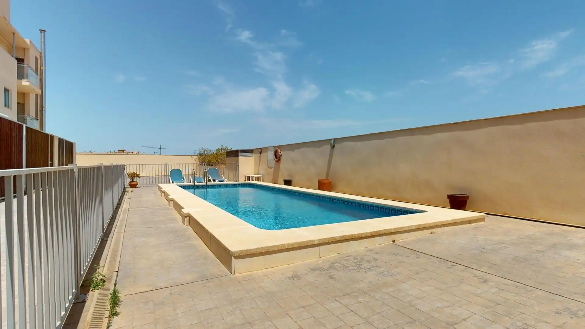 Piscina de Dúplex en venda en Pilar de la Horadada amb Aire condicionat, Calefacció i Jardí privat