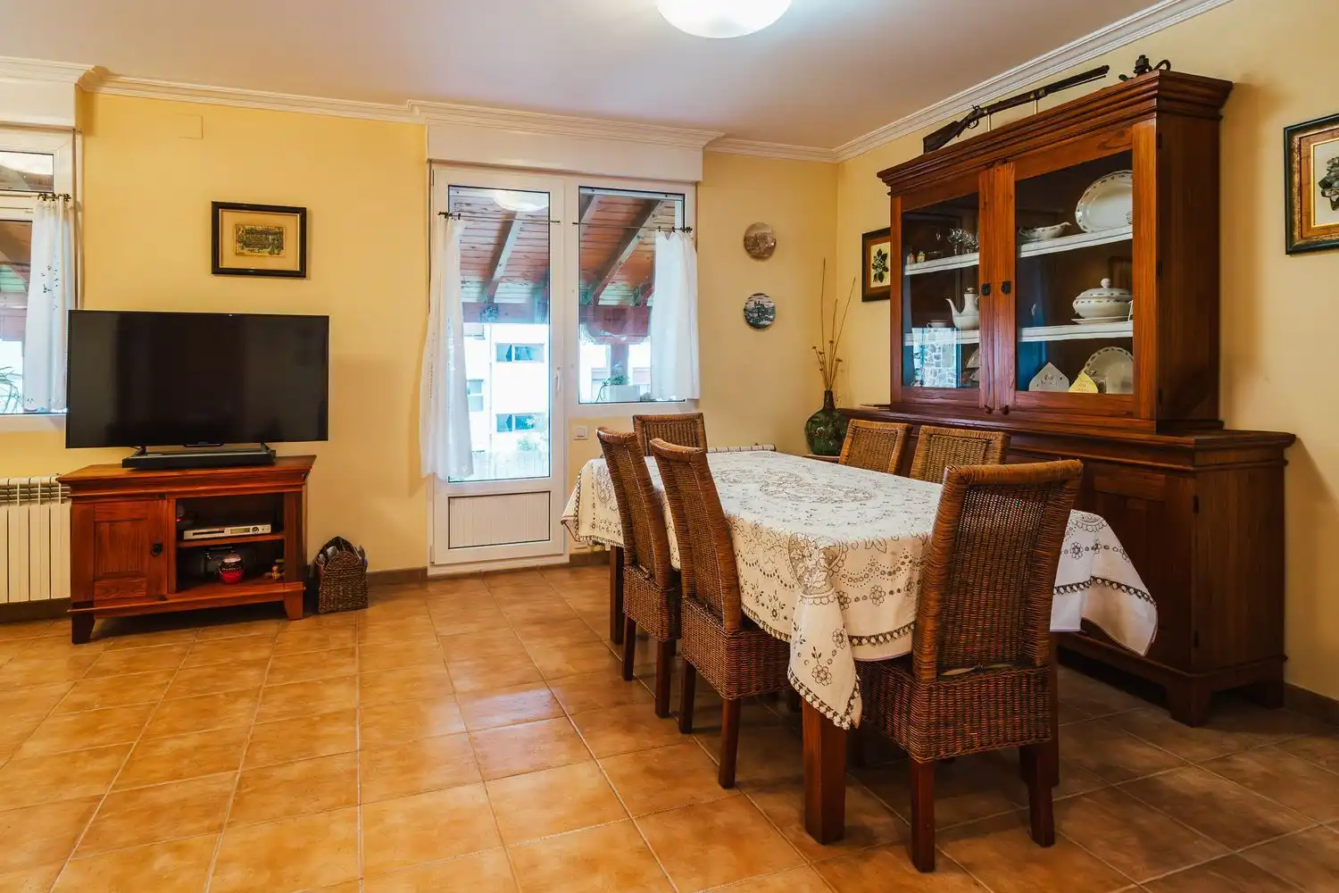 Esszimmer von Country house zum Verkauf in Muskiz mit Privatgarten, Terrasse und Balkon