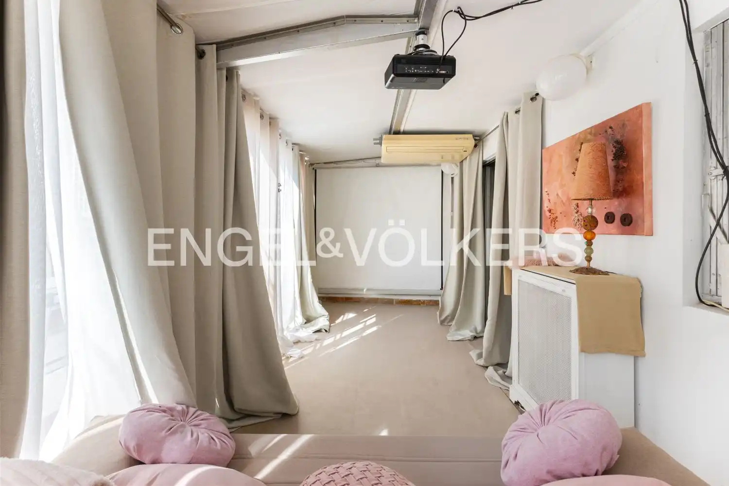 Wohnzimmer von Wohnung zum Verkauf in Valencia mit Klimaanlage, Heizung und Parkett