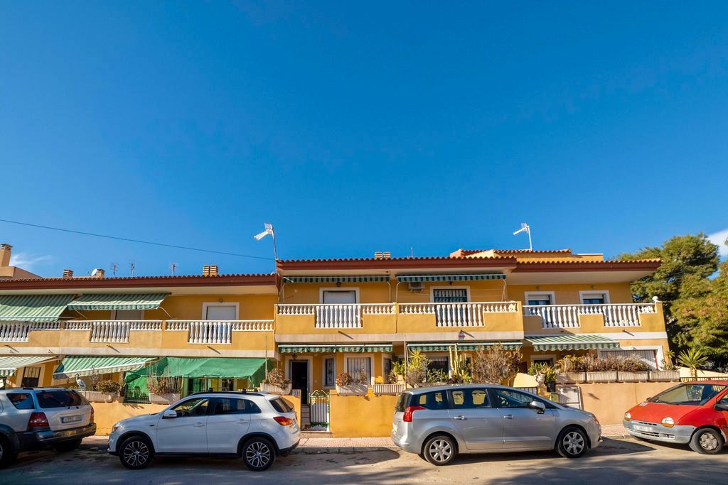 Exterior view of Single-family semi-detached for sale in Mazarrón