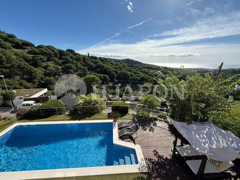 Garden of Houses for sale in Alella  with Heating, Private garden and Terrace