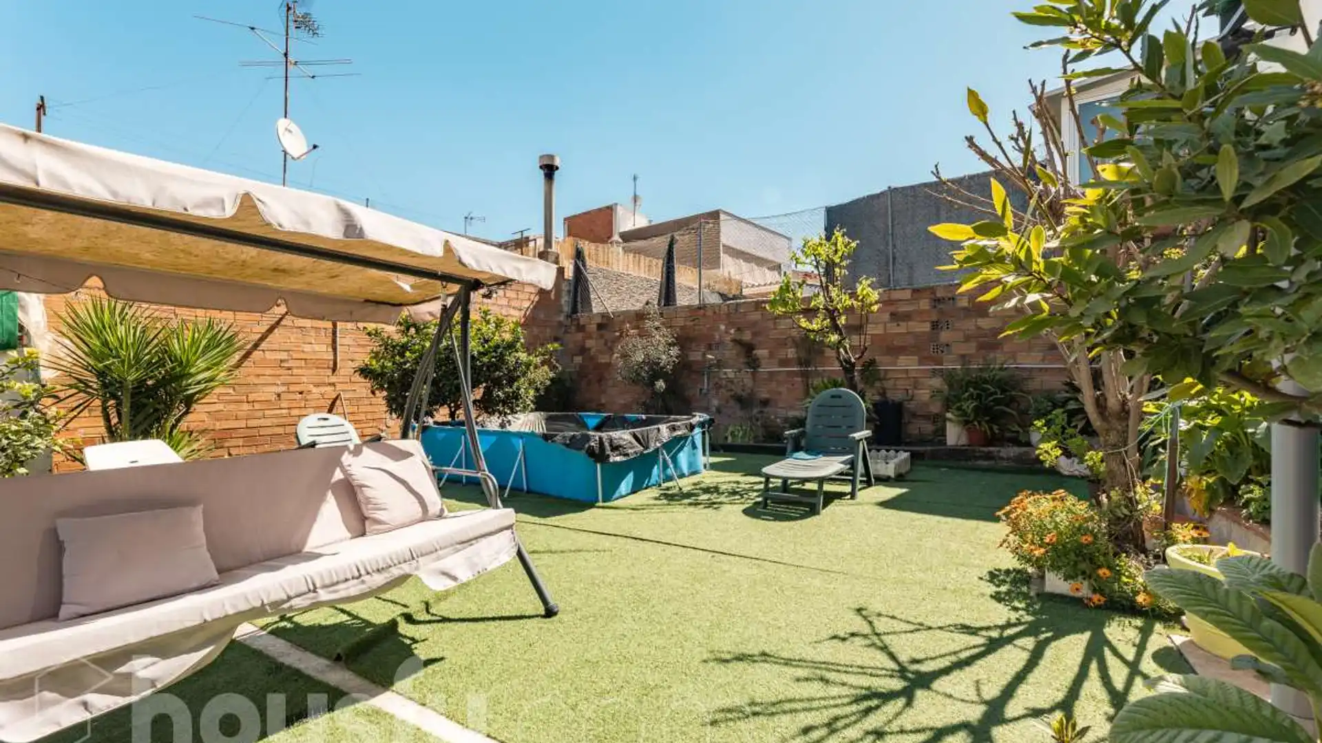 Garden of Flat for sale in Rubí  with Air Conditioner, Private garden and Terrace