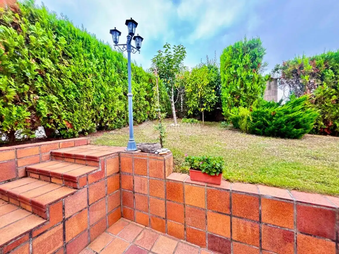 Garden of Detached homes for sale in Camargo  with Private garden