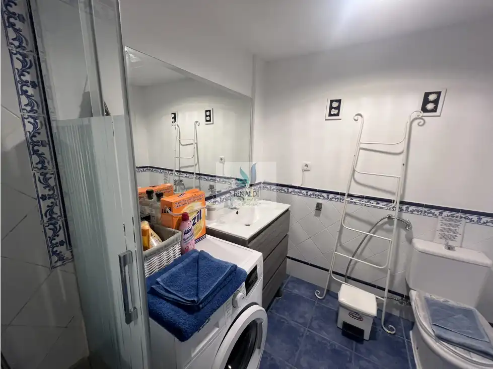 Bany de Apartament en venda en La Oliva amb Terrassa, Piscina i Moblat