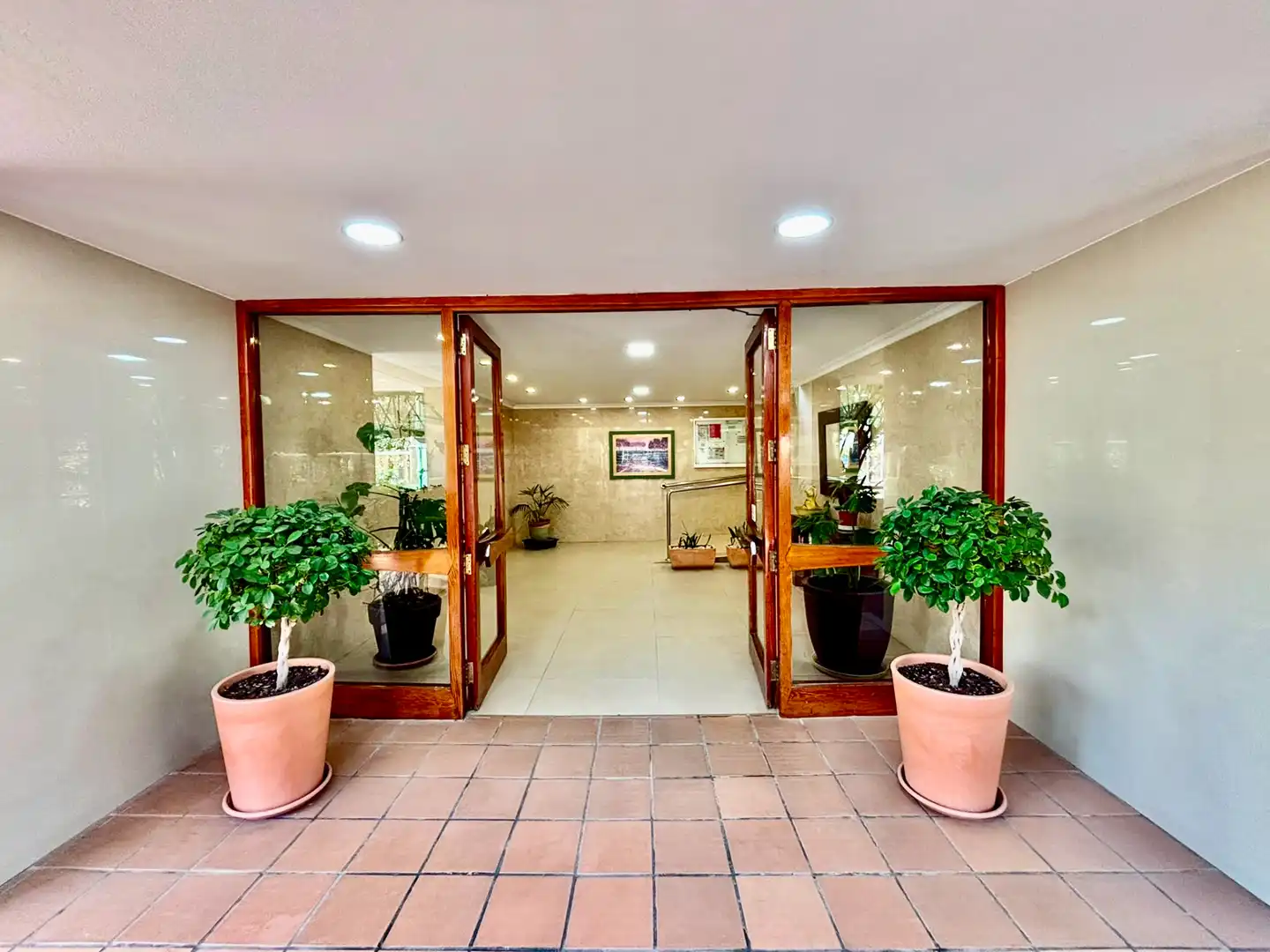 Piso con ascensor en venta en Avenida Países Escandinavos 5, imagen 31