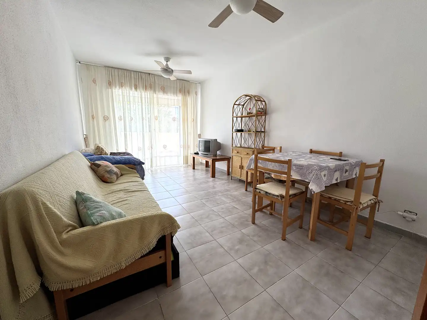 Habitación de Planta baja en venta en Mazarrón con Terraza, Trastero y Amueblado