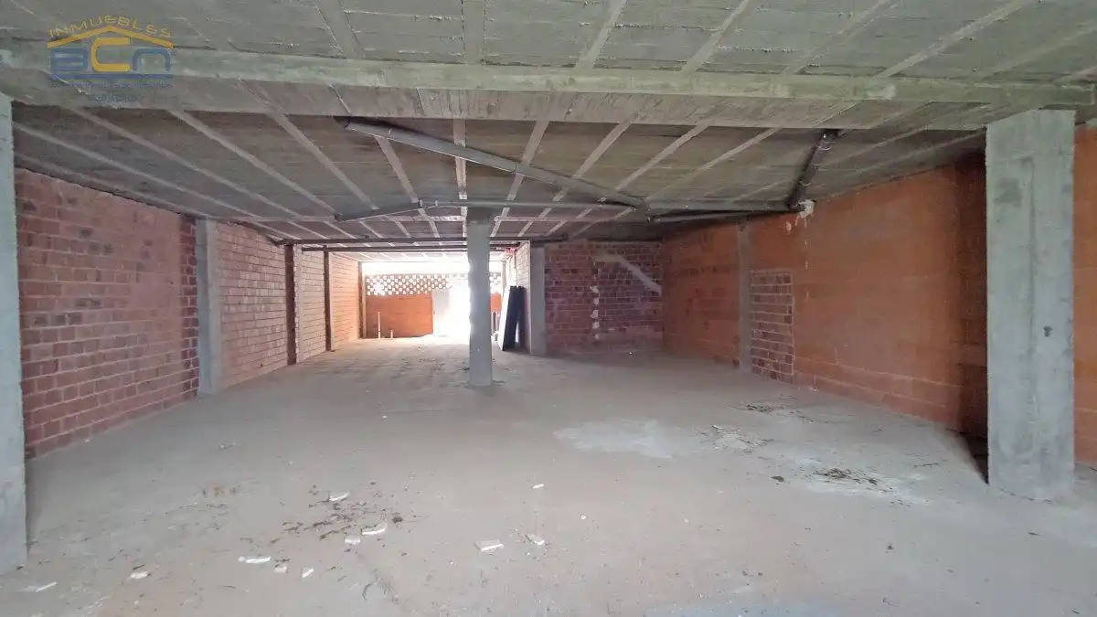 Local comercial en venda a Brañas, imagen 5