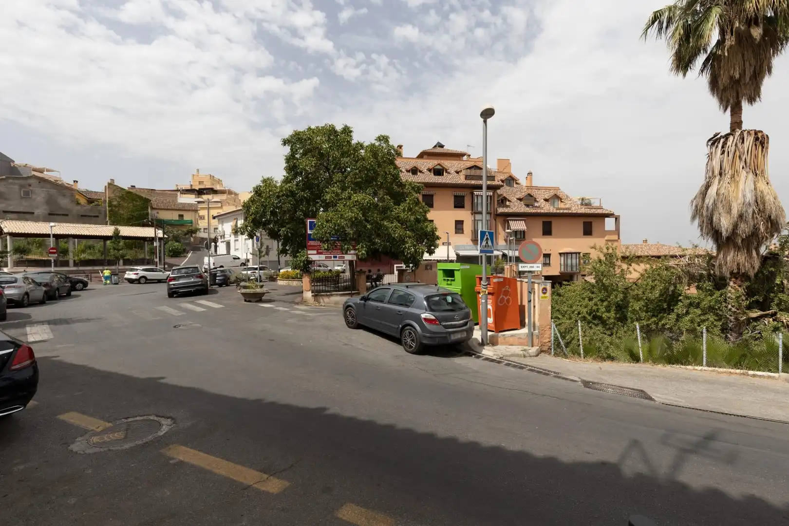Vista exterior de Casa adosada en venda en Monachil amb Aire condicionat, Calefacció i Terrassa
