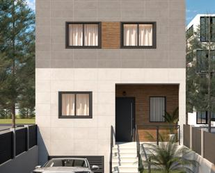 Exterior view of Single-family semi-detached for sale in Parla