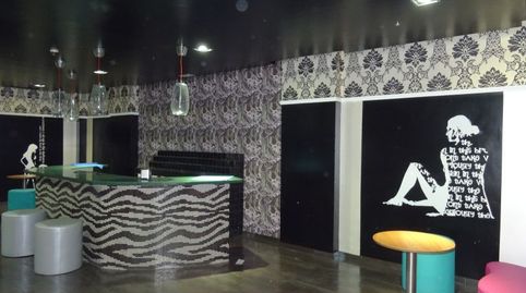Amplio local de 380 metros habilitado como discoteca en el pueblo de Cómpeta, tiene 3 barras, varias zonas de distintos ambientes, imatge 3