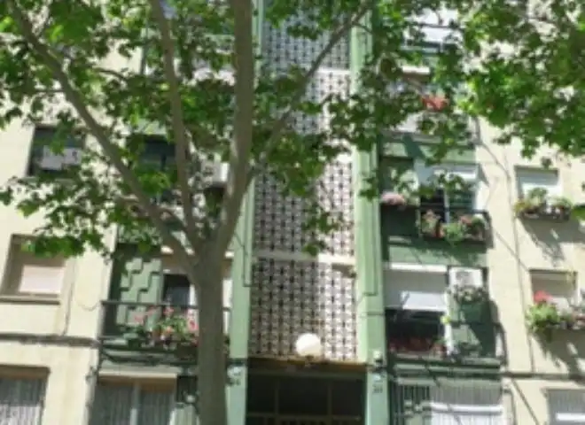 Piso en venta en Carrer de Sau, imagen 2