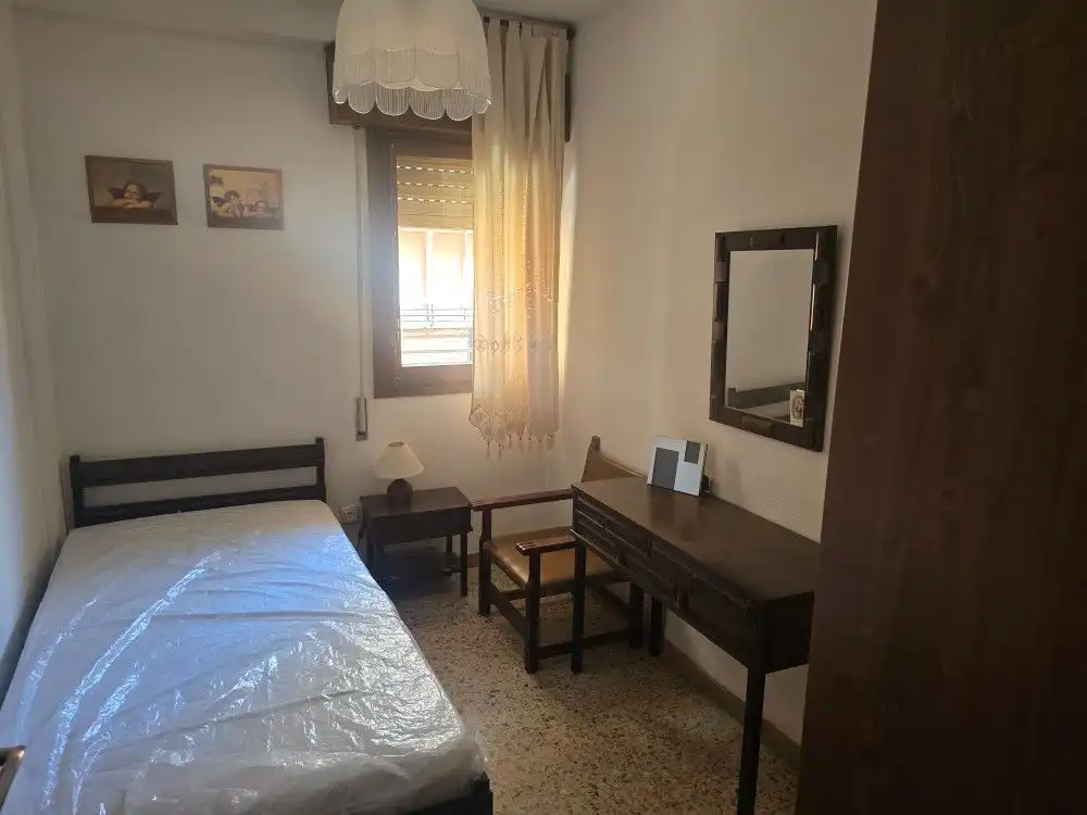 Habitación de Piso en venta en Jaca con Calefacción, Terraza y Trastero