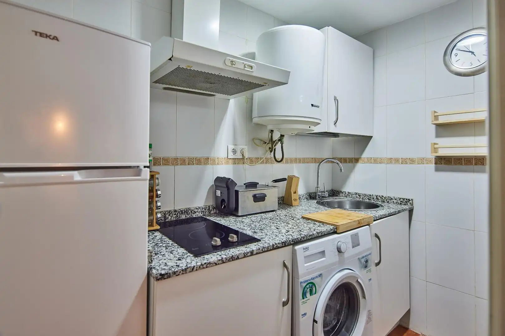 Küche von Wohnung zum Verkauf in  Cádiz Capital mit Möbliert