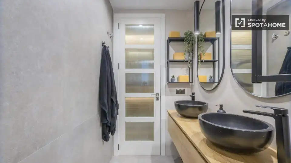 Flat with terrace to rent in L'Eixample, imagen 11