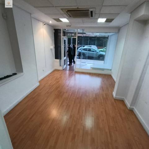 Local comercial en Alquiler en Centro