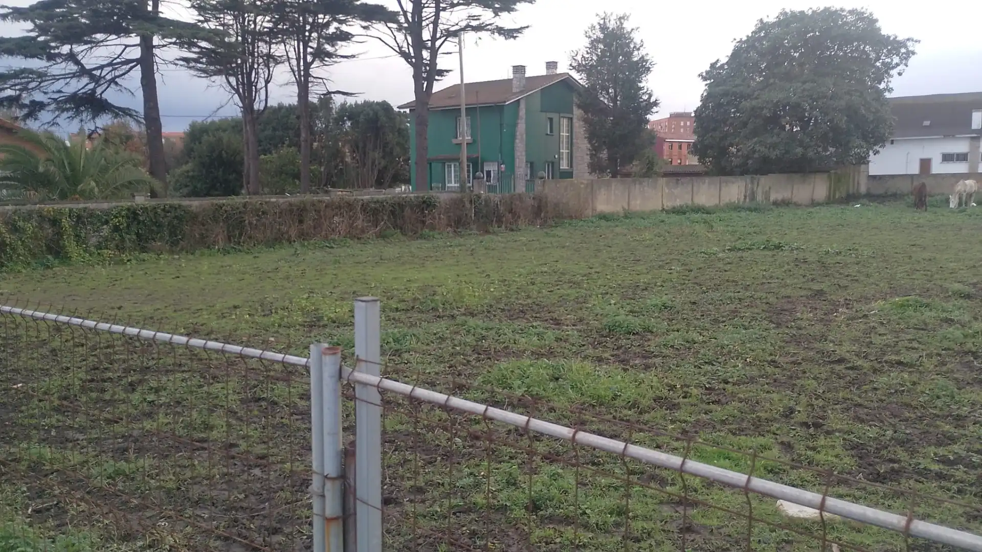 Residencial en venta en Camín del Tate, 255, Jove