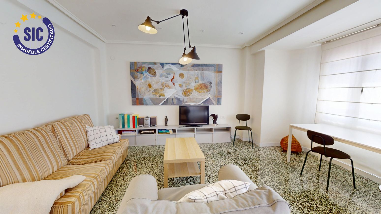 Sala d'estar de Pis en venda en  Valencia Capital amb Calefacció i Balcó