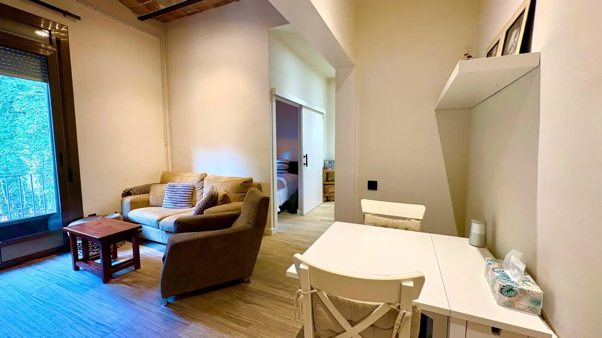 Living room of Flat for sale in  Barcelona Capital  with Air Conditioner, Heating and Parquet flooring