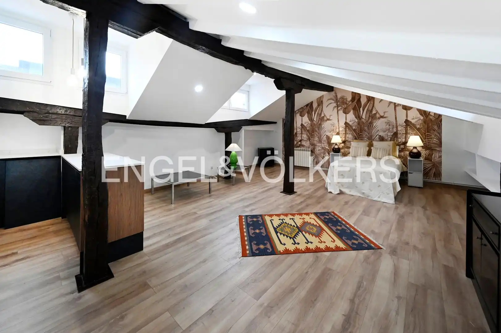 Sala de estar de Ático en venta en Santander con Calefacción, Parquet y Balcón