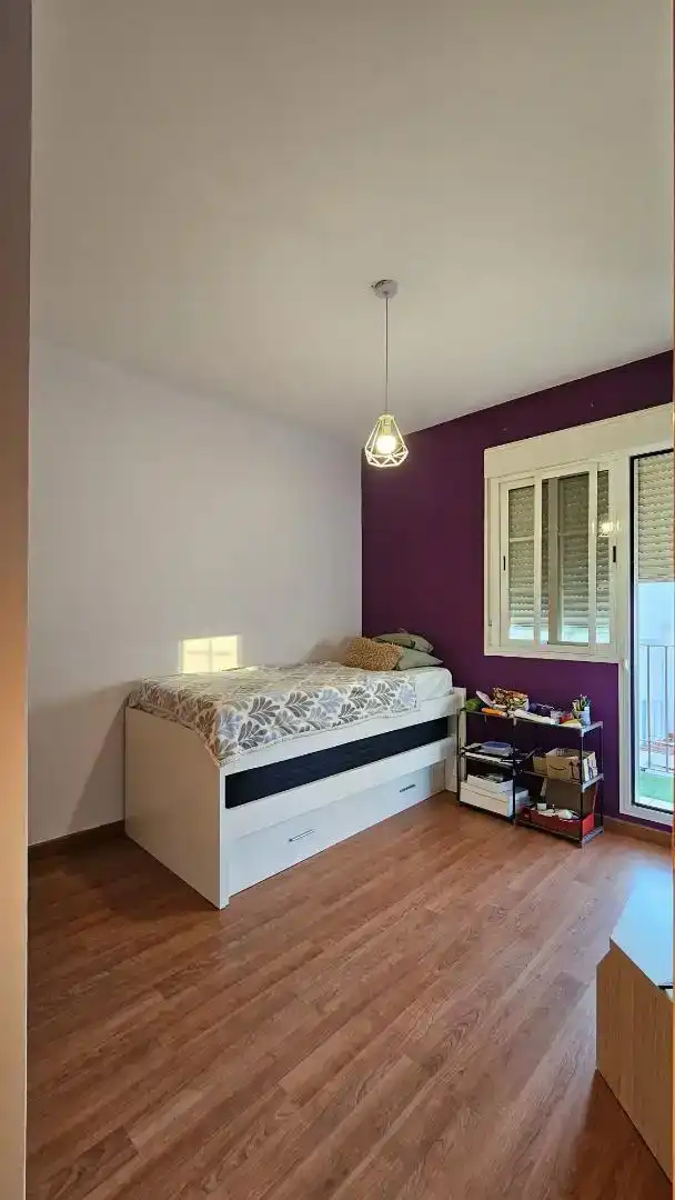 Bedroom of Detached homes for share in Gerena  with Private garden, Parquet flooring and Storage room