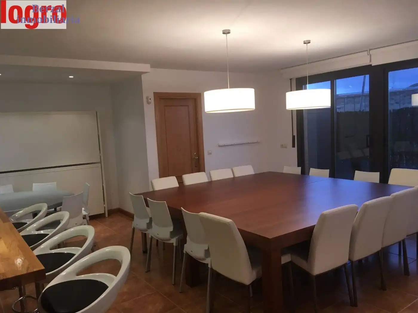 Local en venta en Calle CALLE GUADALQUIVIR, Lardero